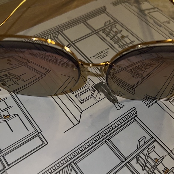 Bolon BL7057 sunglasses - Picture 7 of 8